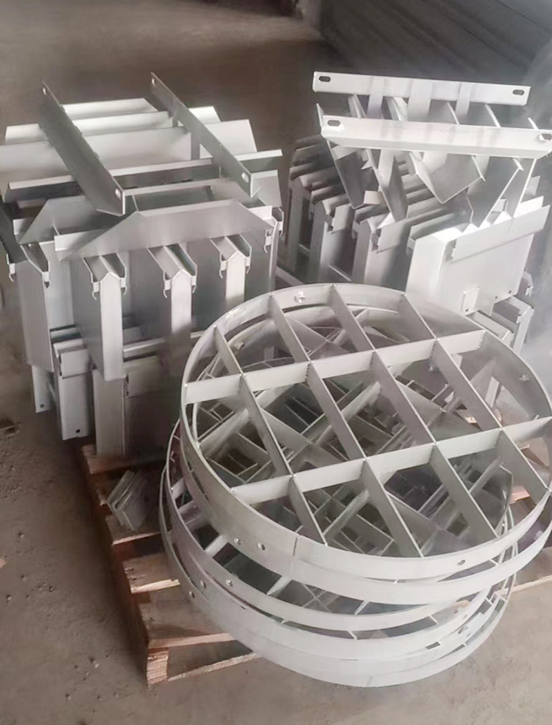 精餾塔塔內(nèi)件