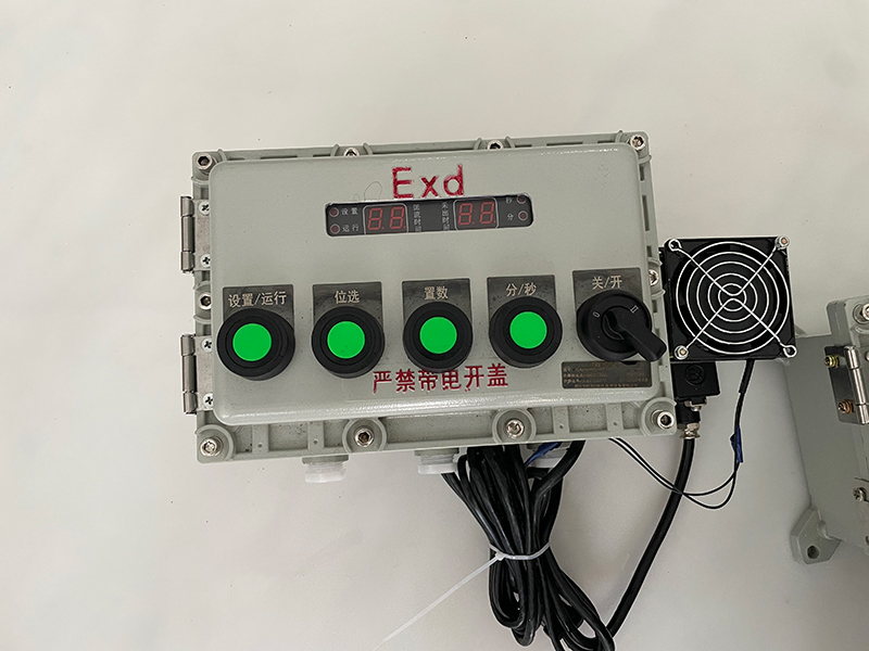 實(shí)驗(yàn)室精餾塔回流頭